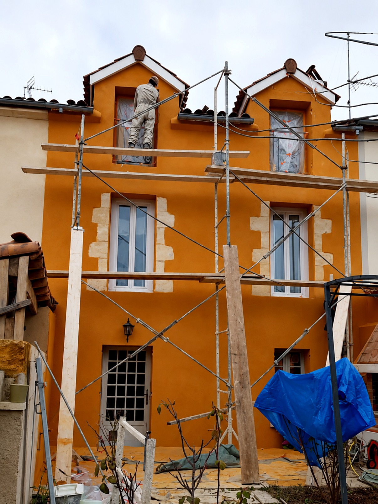 Ravalement de façade en Dordogne — L'Art de la Peinture